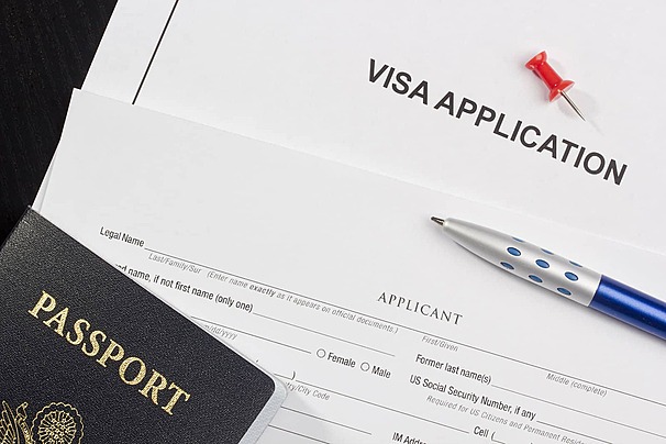 Is it Possible to Work in UAE with Visiting Visa?